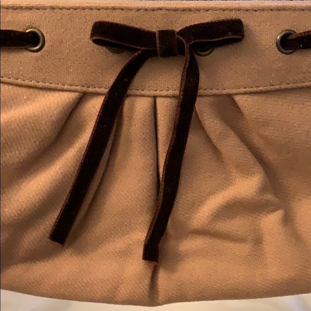 Tan suede clutch - Picture 2 of 4